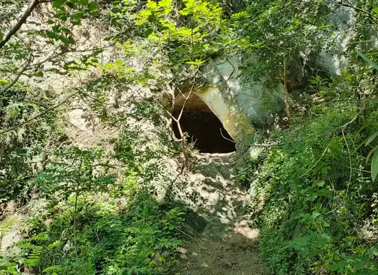 Yangming Cave